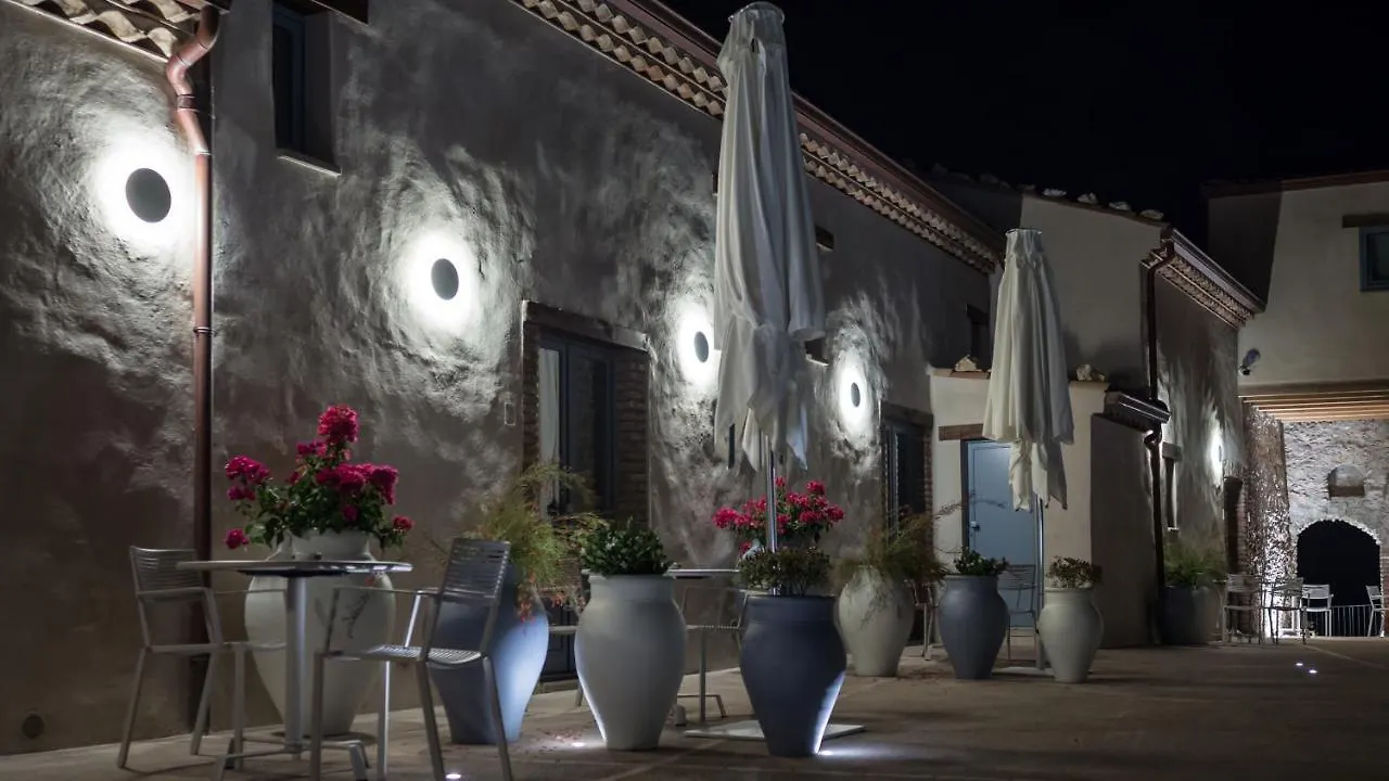 Borgo D'Orlando - Small Country Hotel Mirto