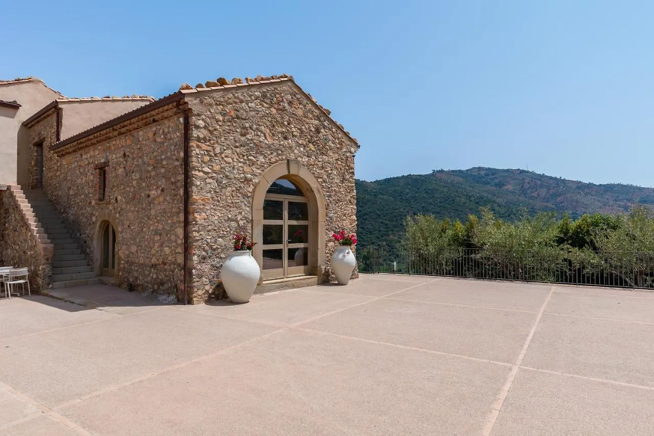 Borgo D'Orlando - Small Country Hotel Mirto