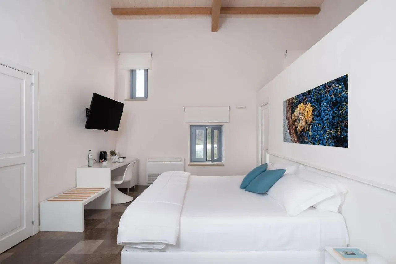 Borgo D'Orlando - Small Country Hotel Mirto