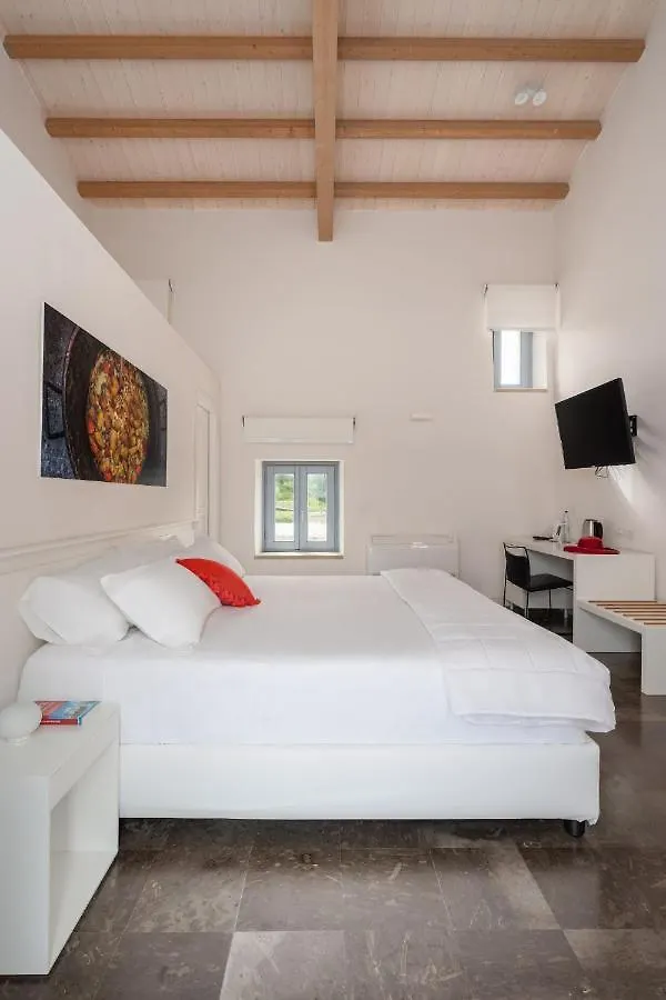 Borgo D'Orlando - Small Country Hotel Mirto  4*, Mirto (Messina) Italien