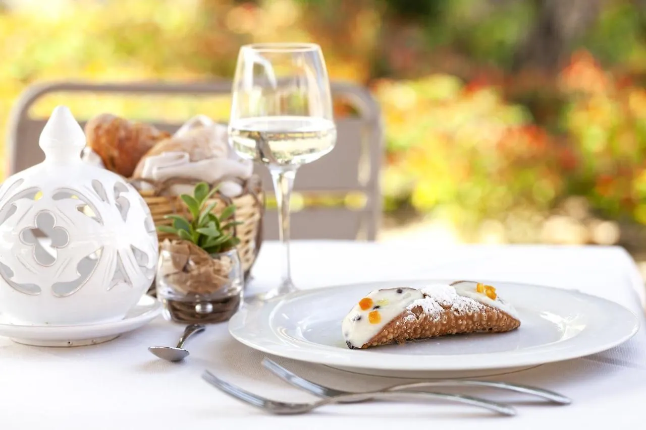 Borgo D'Orlando - Small Country Hotel Mirto